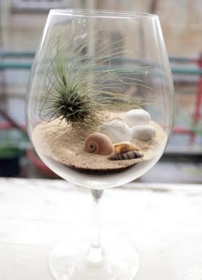 https://rootedinloveweddings.files.wordpress.com/2012/09/beach-theme-wine-glass.jpg